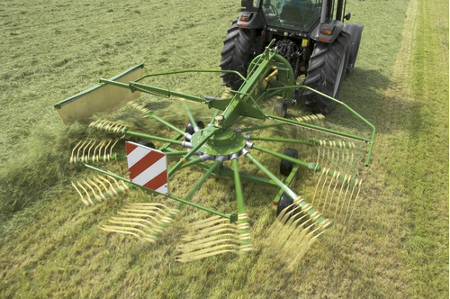 Fenaison - Andaineurs rotatifs - Andaineur mono rotor SWADRO