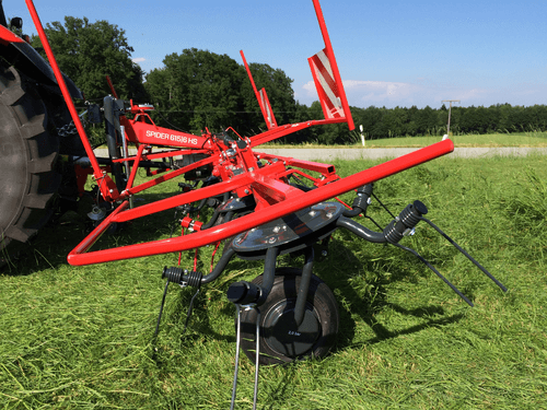 Fenaison - Faneuses - Faneuse SPIDER 4 à 8 rotors gamme ROBUST Cat.II