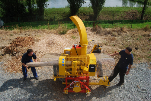 Matériel de ferme/outillage - Enfonces pieux - Appointe - Ecorceuse de pieux ROBOPEL