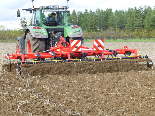 Travail du sol - Outils à dents - Cultivateur à dent POLYCULT KOMBX