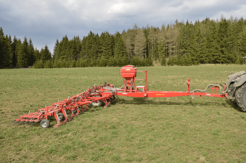 Entretien - Herse prairie, herse étrille - Entretien prairie,  herse, régénérateur et peigne à gazon
