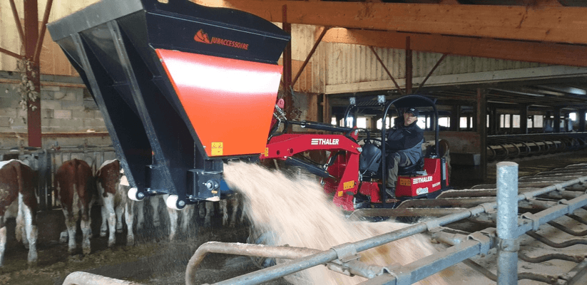 Manutention - Outils de manutention - Godet pailleur de logettes BEDDING MASTER