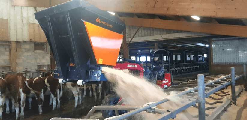 Manutention - Outils de manutention - Godet pailleur de logettes BEDDING MASTER