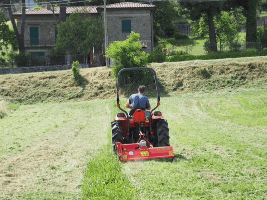 Herbes et entretien - 3 points entretien - Broyeur GINGER 106 C