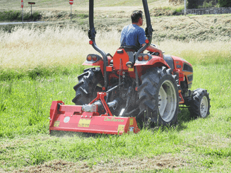 Herbes et entretien - 3 points entretien - Broyeur GINGER 106 C