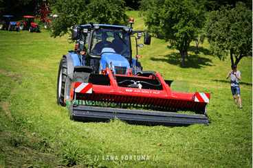 Fenaison - Andaineurs à tapis - Andaineur AIR à tapis frontal