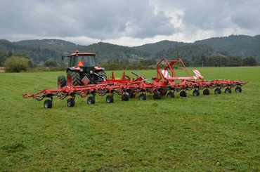 Fenaison - Faneuses - Faneuse SPIDER semi-portée 8,10 ou 14 rotors cat III