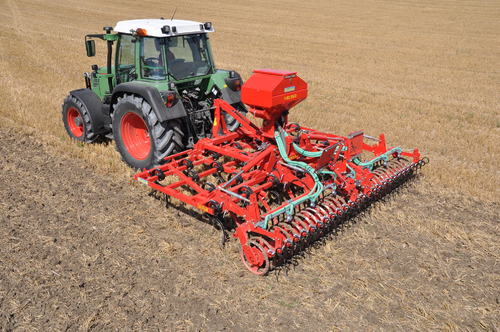 Travail du sol - Cultivateurs - Scalpeur - TAIFUN - HURRICANE