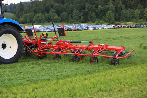 Fenaison - Faneuses - Faneuse SPIDER semi-portée 8,10 ou 14 rotors cat III